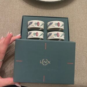Vintage Lenox Poppies On Blue Napkin Rings Chinastone set of 4 new with box